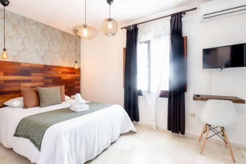 Casa adosada en venta Arcos de la Frontera, Cádiz, España 20 dormitorios, 1.63 m2 No. 108261 - foto 26
