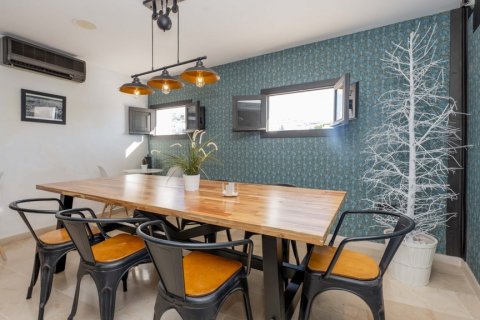 Casa adosada en venta Arcos de la Frontera, Cádiz, España 20 dormitorios, 1.63 m2 No. 108261 - foto 13