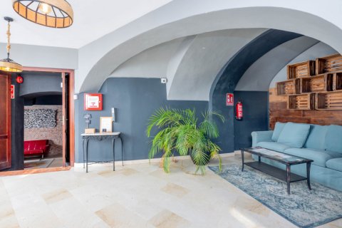 Casa adosada en venta Arcos de la Frontera, Cádiz, España 20 dormitorios, 1.63 m2 No. 108261 - foto 4