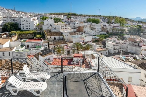 Casa adosada en venta Arcos de la Frontera, Cádiz, España 20 dormitorios, 1.63 m2 No. 108261 - foto 3