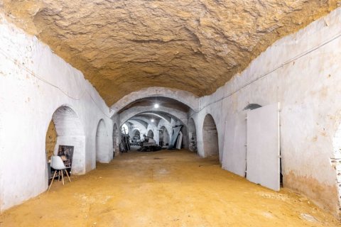 Casa adosada en venta Arcos de la Frontera, Cádiz, España 20 dormitorios, 1.63 m2 No. 108261 - foto 9