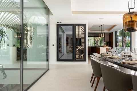 Villa for sale Marbella, Malaga, Spain 5 bedrooms, 717 sq.m. No. 108263 - photo 10