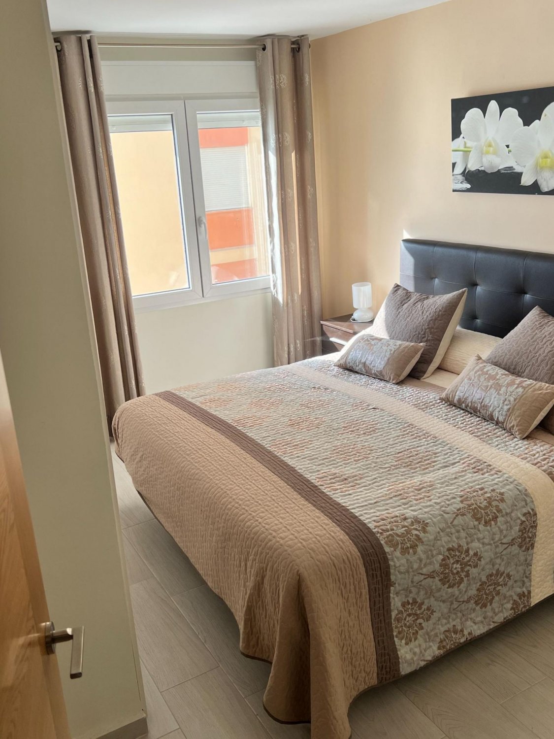 Apartment in Torrevieja, Alicante, Spain 2 bedrooms, 92 sq.m. No. 115244