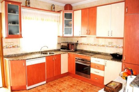 Villa for sale Alicante, Spain 3 bedrooms, 125 sq.m. No. 115989 - photo 3