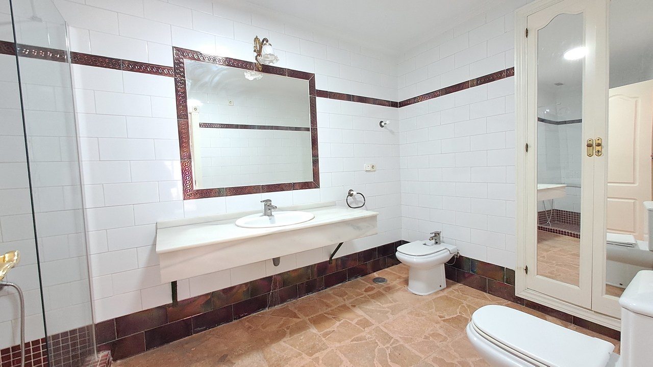 Dzīvoklis Torrevieja, Alicante, Spānijā 5 istabas, 250 m2 Nr. 115990