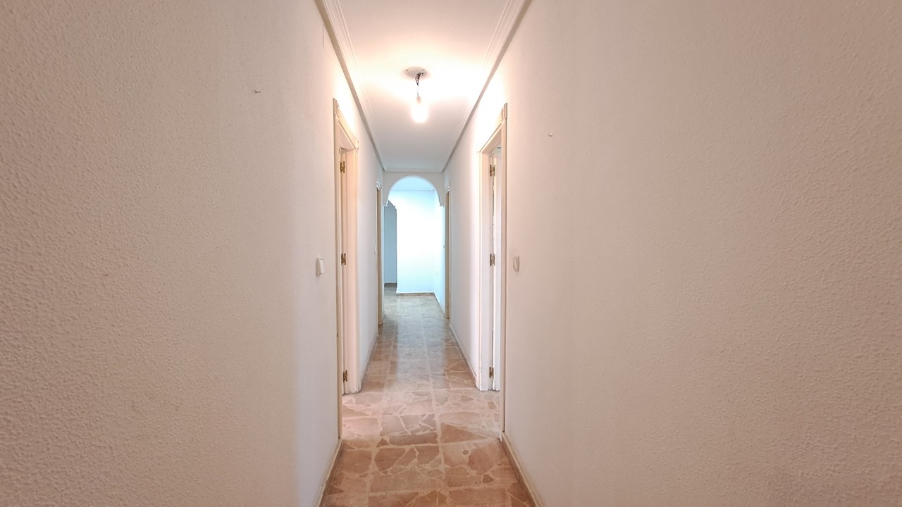 Dzīvoklis Torrevieja, Alicante, Spānijā 5 istabas, 250 m2 Nr. 115990
