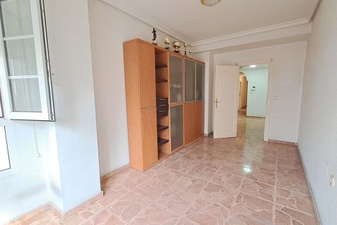 Dzīvoklis pārdošanā Torrevieja, Alicante, Spānijā 5 istabas, 250 m2 Nr. 115990 - attēls 3