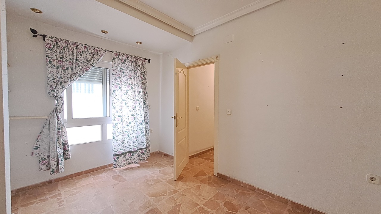 Dzīvoklis Torrevieja, Alicante, Spānijā 5 istabas, 250 m2 Nr. 115990