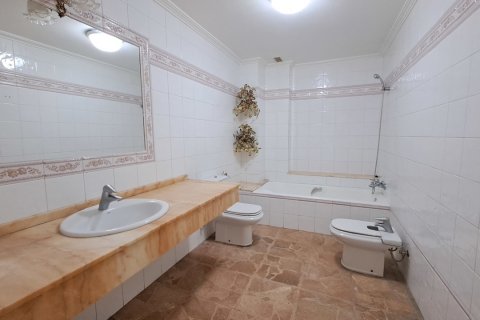 Dzīvoklis pārdošanā Torrevieja, Alicante, Spānijā 5 istabas, 250 m2 Nr. 115990 - attēls 11