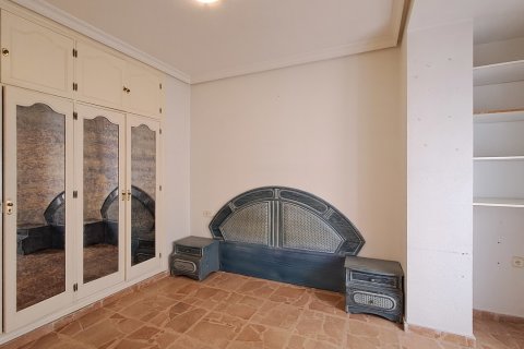 Dzīvoklis pārdošanā Torrevieja, Alicante, Spānijā 5 istabas, 250 m2 Nr. 115990 - attēls 24