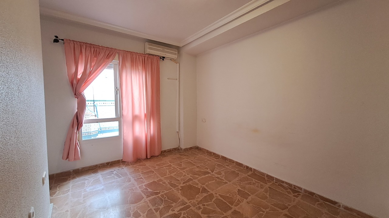 Dzīvoklis Torrevieja, Alicante, Spānijā 5 istabas, 250 m2 Nr. 115990