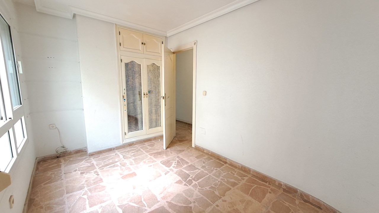 Dzīvoklis Torrevieja, Alicante, Spānijā 5 istabas, 250 m2 Nr. 115990