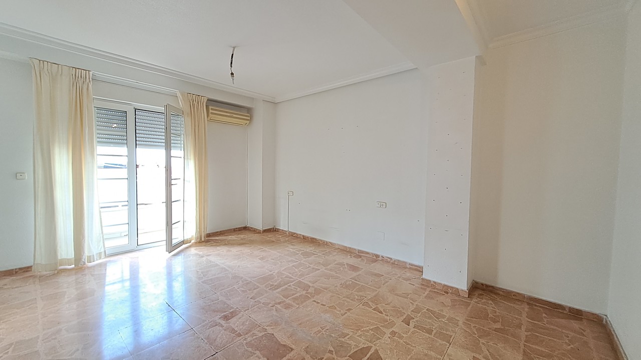 Dzīvoklis Torrevieja, Alicante, Spānijā 5 istabas, 250 m2 Nr. 115990