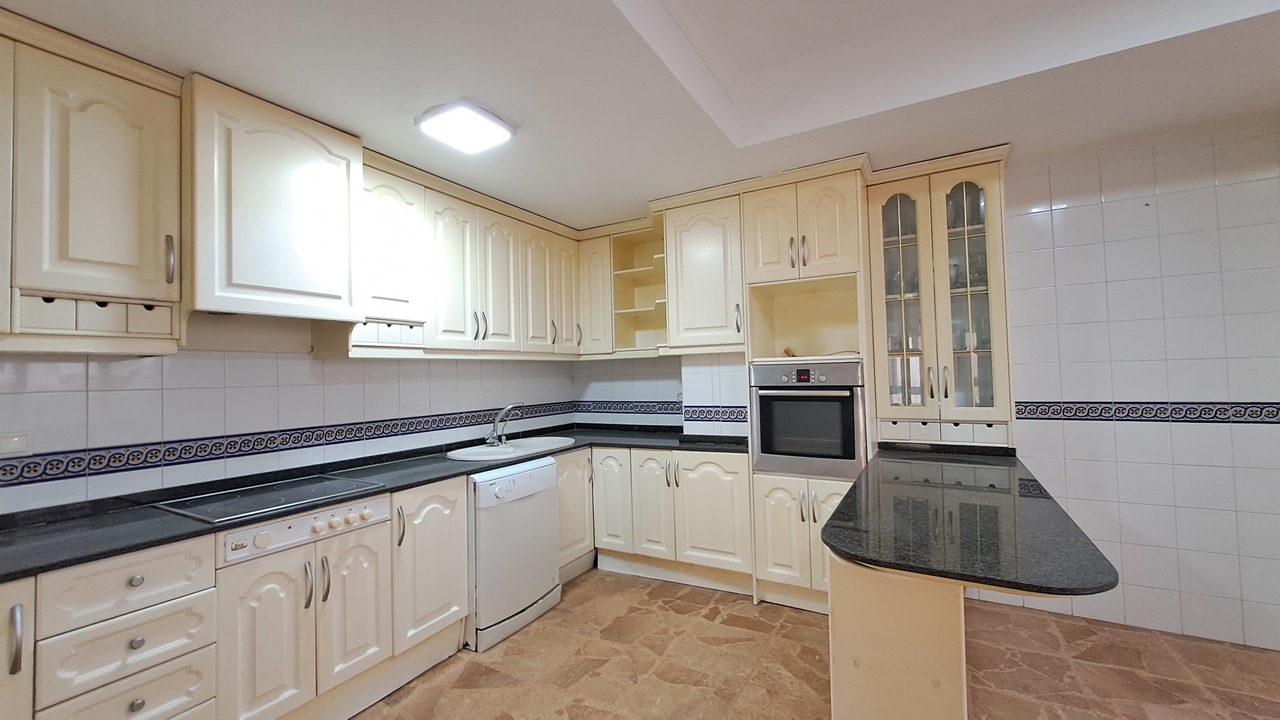 Dzīvoklis Torrevieja, Alicante, Spānijā 5 istabas, 250 m2 Nr. 115990