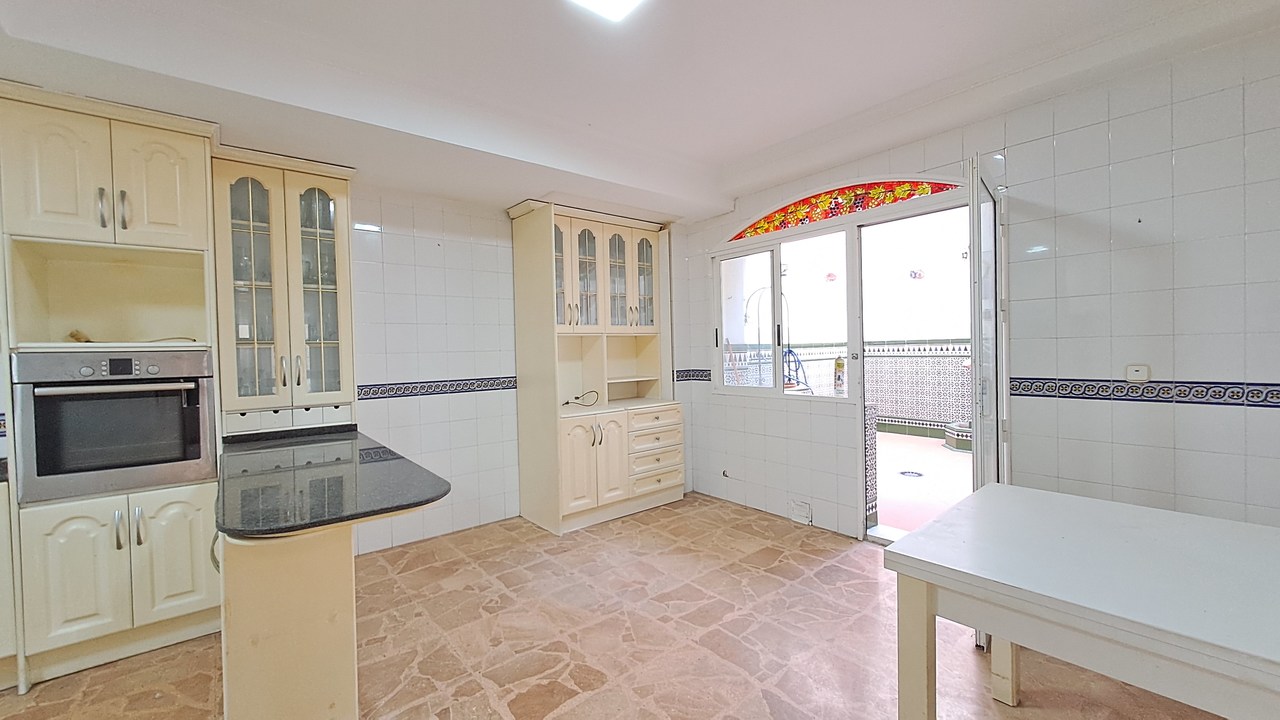 Dzīvoklis Torrevieja, Alicante, Spānijā 5 istabas, 250 m2 Nr. 115990