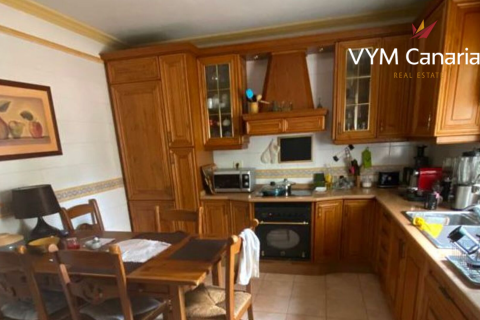 Kamienica Costa del Silencio, Tenerife, Hiszpania 4 sypialnie, 330 mkw. nr 108395 – zdjęcie 6