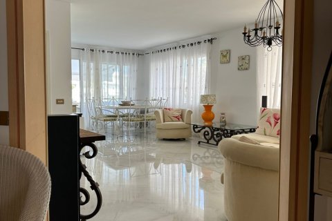 Wohnung zur Miete Marbella, Malaga, Spanien 2 Schlafzimmer, 95 m2 Nr. 109501 - Foto 16
