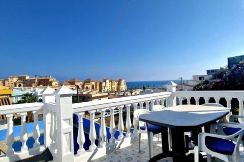 Villa in vendita Fuengirola, Malaga, Spagna 4 camere da letto, 160 mq. N° 109497 - foto 7