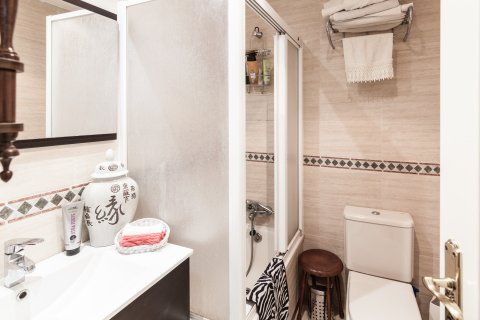 Apartment for sale Estepona, Malaga, Spain 2 bedrooms, 100 sq.m. No. 109498 - photo 8
