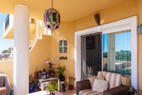 Apartment for sale Estepona, Malaga, Spain 2 bedrooms, 100 sq.m. No. 109498 - photo 3