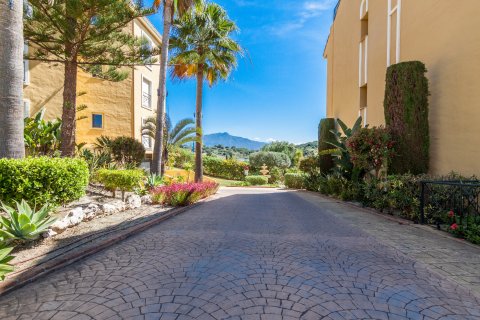 Apartment for sale Estepona, Malaga, Spain 2 bedrooms, 100 sq.m. No. 109498 - photo 14