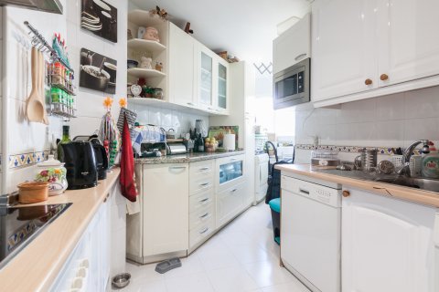 Apartment for sale Estepona, Malaga, Spain 2 bedrooms, 100 sq.m. No. 109498 - photo 9