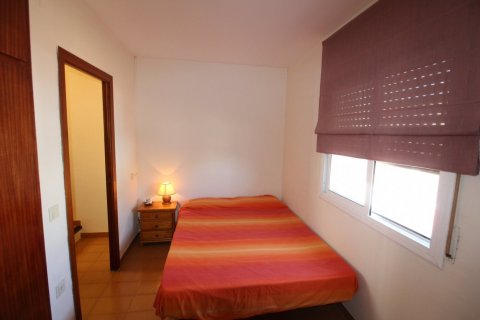 House for sale Cunit, Tarragona, Spain 4 bedrooms, 132 sq.m. No. 21608 - photo 15