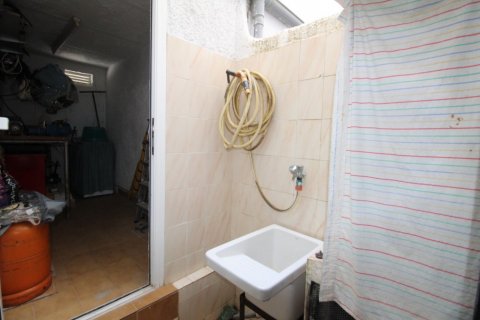 House for sale Cunit, Tarragona, Spain 4 bedrooms, 132 sq.m. No. 21608 - photo 16