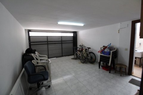 House for sale Cunit, Tarragona, Spain 4 bedrooms, 132 sq.m. No. 21608 - photo 17