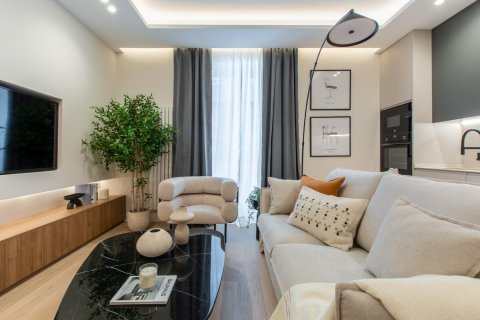 Apartamento en venta Madrid, España 2 dormitorios, 116 m2 No. 90233 - foto 2