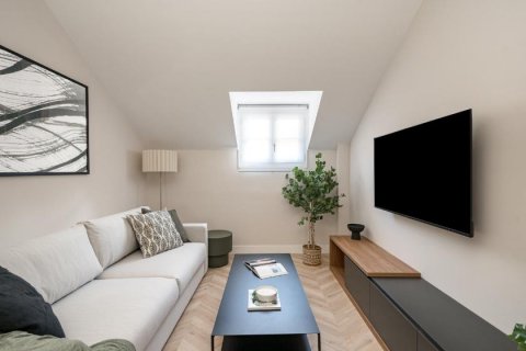 Apartment for sale Madrid, Spain 2 bedrooms, 74 sq.m. No. 90235 - photo 4