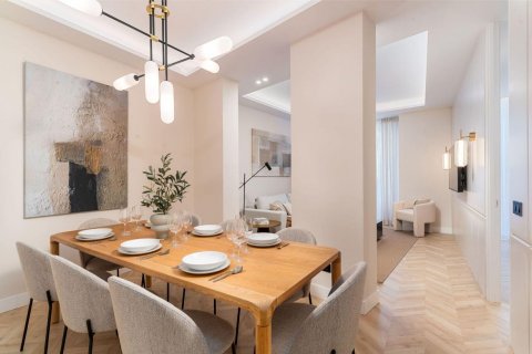 Dzīvoklis pārdošanā Madrid, Spānijā 3 istabas, 136 m2 Nr. 90236 - attēls 3