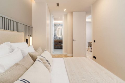Dzīvoklis pārdošanā Madrid, Spānijā 3 istabas, 136 m2 Nr. 90236 - attēls 6