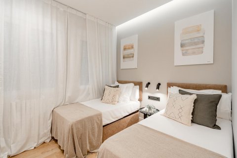 Apartment à vendre Madrid, Espagne, 2 chambres, 76 m2 No. 90234 - photo 5