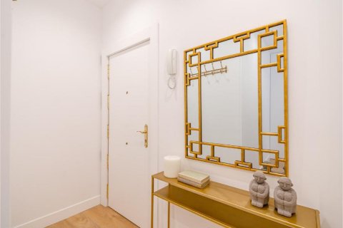 Apartamento en venta Madrid, España 3 dormitorios, 120 m2 No. 90230 - foto 6