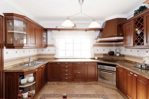 Villa in vendita Benalmadena, Malaga, Spagna 5 camere da letto, 280 mq. N° 107832 - foto 26
