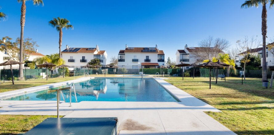 Māja Jerez de la Frontera, Cadiz, Spānijā 4 istabas, 222 m2 Nr. 107831