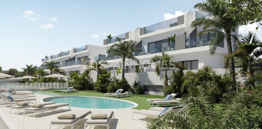 Penthouse in Torrevieja, Alicante, Spain 2 bedrooms, 77 sq.m. No. 82298