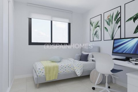 Takvåning till salu Torrevieja, Alicante, Spanien 2 sovrum, 77 kvm. Nr. 82298 - foto 9