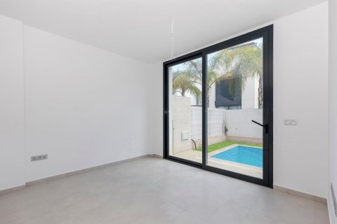 Продажа виллы в Ла Флорида, Аликанте, Испания 3 спальни, 140м2 №109055 - фото 3
