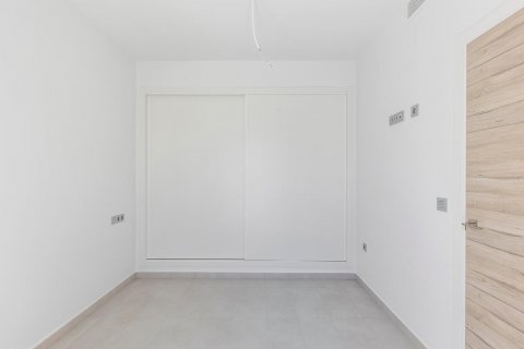 Продажа виллы в Ла Флорида, Аликанте, Испания 3 спальни, 140м2 №109055 - фото 19