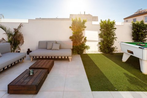 Villa for sale Pilar de la Horadada, Alicante, Spain 3 bedrooms, 250 sq.m. No. 109061 - photo 12