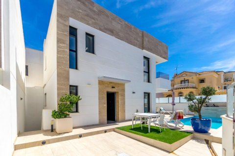 Villa for sale Campoamor, Alicante, Spain 3 bedrooms, 194 sq.m. No. 109056 - photo 2