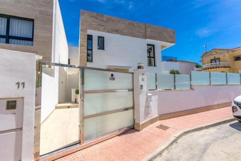 Villa for sale Campoamor, Alicante, Spain 3 bedrooms, 194 sq.m. No. 109056 - photo 27