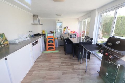 Apartment for sale Dona Pepa, Alicante, Spain 3 bedrooms, 358 sq.m. No. 109054 - photo 7