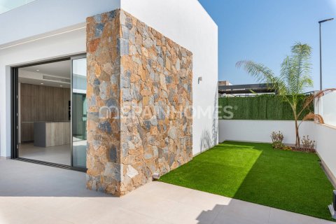 Villa till salu i Los Alcazares, Murcia, Spanien 3 sovrum, 142 kvm. Nr. 83667 - foto 6