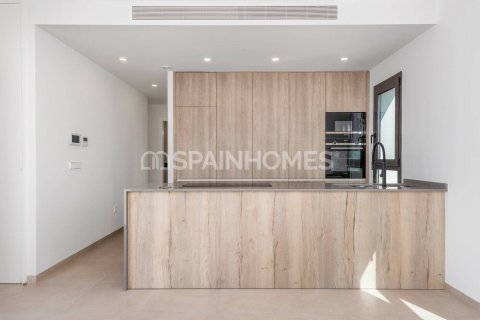 Villa till salu i Los Alcazares, Murcia, Spanien 3 sovrum, 142 kvm. Nr. 83667 - foto 17