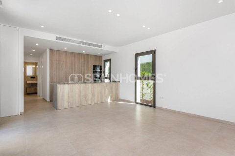 Villa till salu i Los Alcazares, Murcia, Spanien 3 sovrum, 142 kvm. Nr. 83667 - foto 18