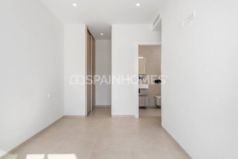 Villa till salu i Los Alcazares, Murcia, Spanien 3 sovrum, 142 kvm. Nr. 83667 - foto 27