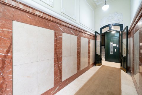 Lägenhet till salu Madrid, Spanien 2 sovrum, 104 kvm. Nr. 117874 - foto 18